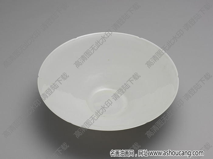 明 甜白半脫胎葵瓣口碗 高清大圖下載