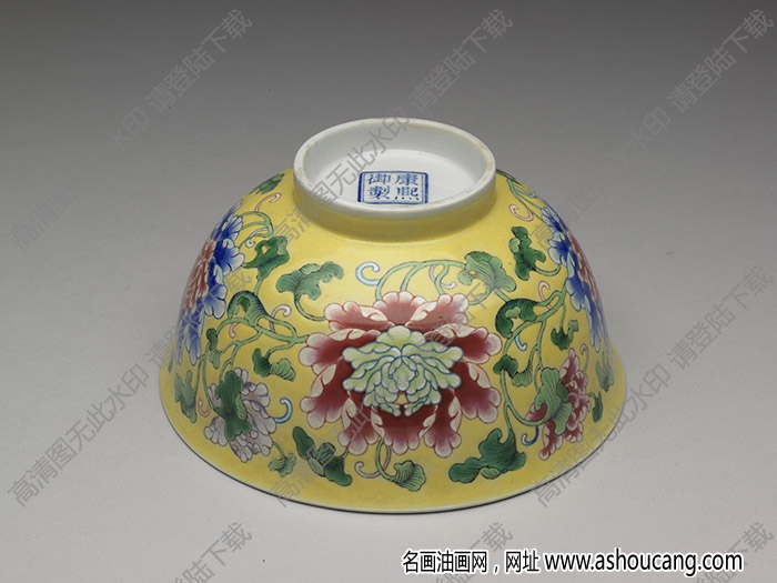清康熙 琺瑯彩黃地花卉碗 高清大圖下載