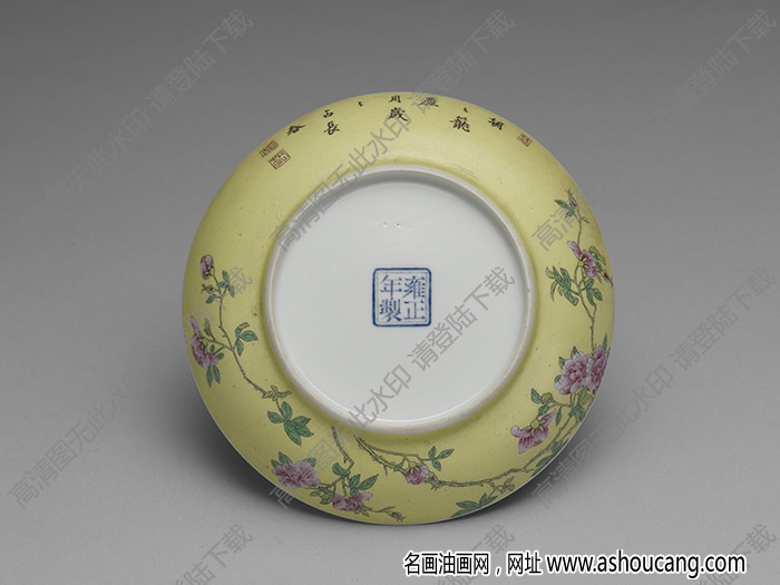 清雍正 琺瑯彩瓷黃地月季碟 高清大圖下載