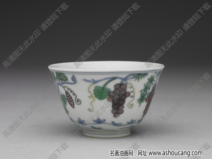 明成化 斗彩葡萄紋杯 高清大圖下載