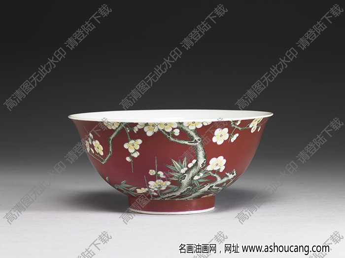 清雍正 瓷胎畫琺瑯紅地白梅花碗 高清大圖下載