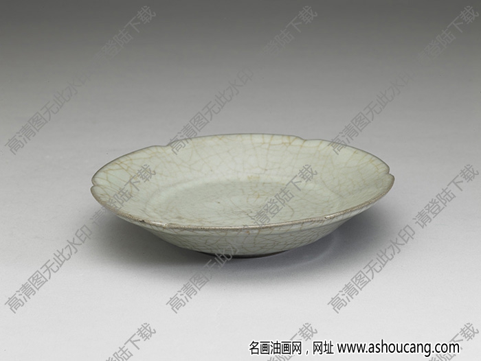 南宋-元 官窯青瓷葵口碟 高清大圖下載