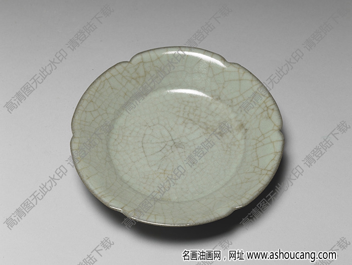 南宋-元 官窯青瓷葵口碟 高清大圖下載