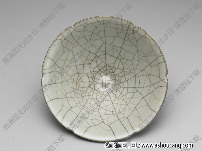 南宋 哥窯灰青葵口碗 高清大圖下載